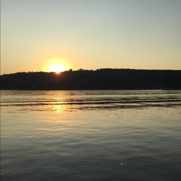 Meet your Posher, JJ - Picture 1 of 1